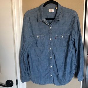 Levi’s denim button up